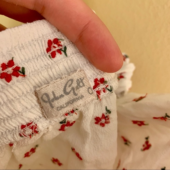 Flower Embroidered Tank - Picture 5 of 5